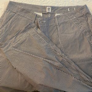 NWOT GAP blue & white striped trousers.